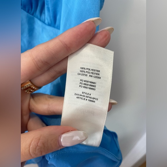 NWOT Aritzia Wilfred Blue Tonka Satin Blouse - Picture 5 of 6